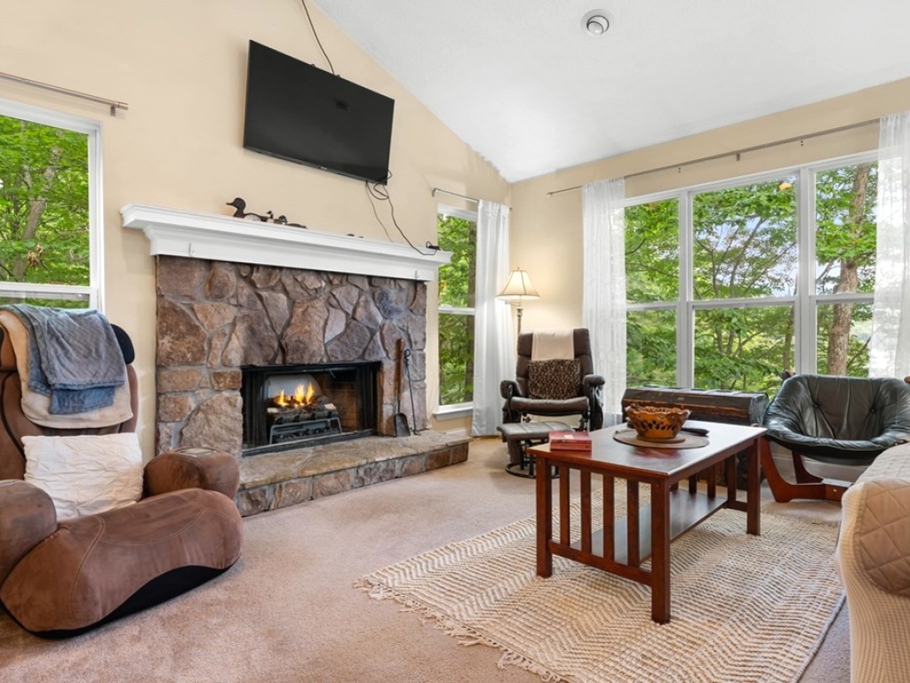 Topton, North Carolina 28781, 2 Bedrooms Bedrooms, ,2 BathroomsBathrooms,Residential,For Sale,10697