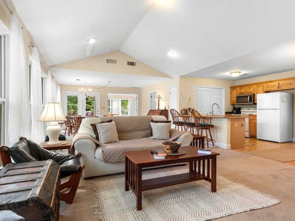Topton, North Carolina 28781, 2 Bedrooms Bedrooms, ,2 BathroomsBathrooms,Residential,For Sale,10697