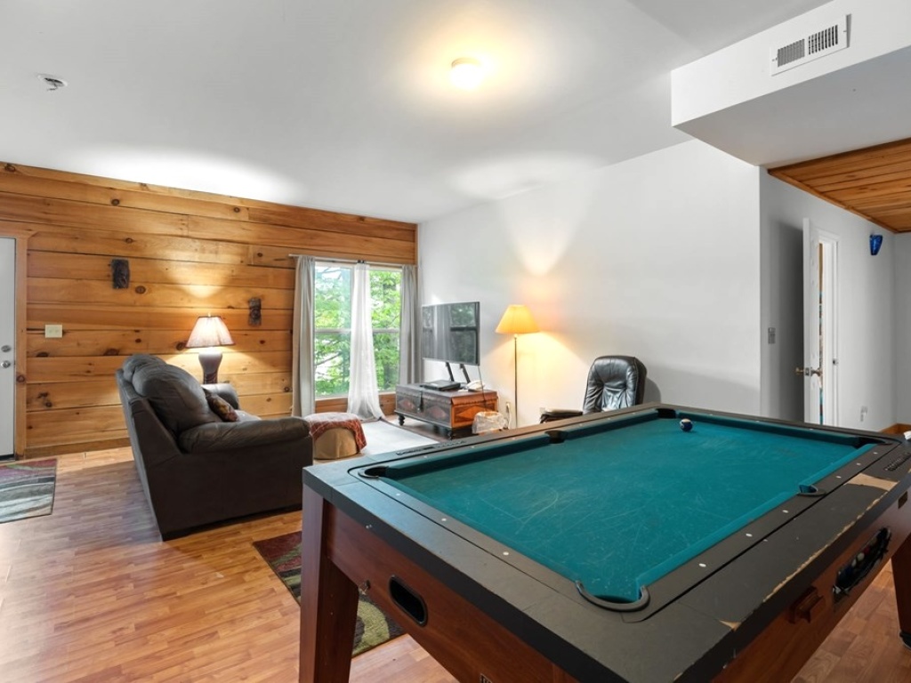 Topton, North Carolina 28781, 2 Bedrooms Bedrooms, ,2 BathroomsBathrooms,Residential,For Sale,10697