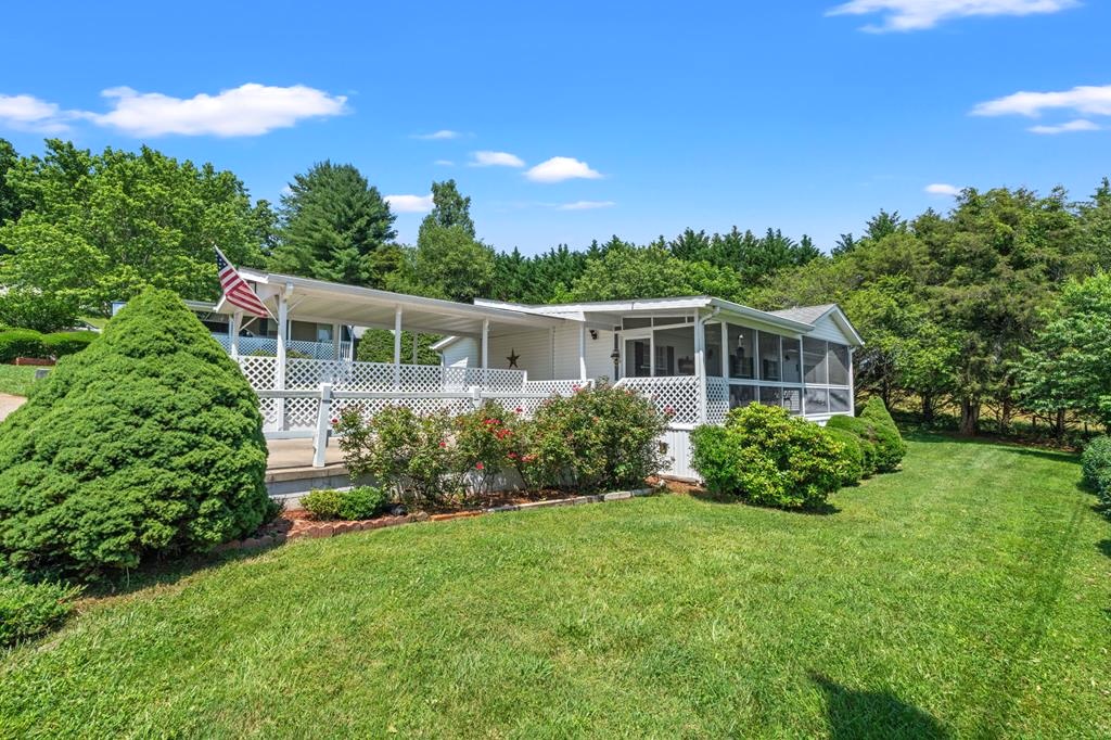 Franklin, North Carolina 28734, 3 Bedrooms Bedrooms, ,2 BathroomsBathrooms,Residential,For Sale,10698