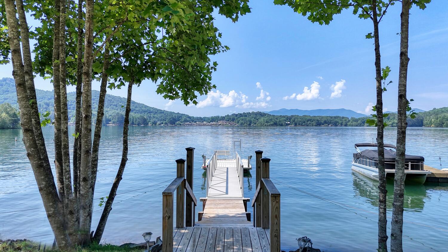Hayesville, North Carolina 28904, 2 Bedrooms Bedrooms, ,2 BathroomsBathrooms,Residential,For Sale,10717