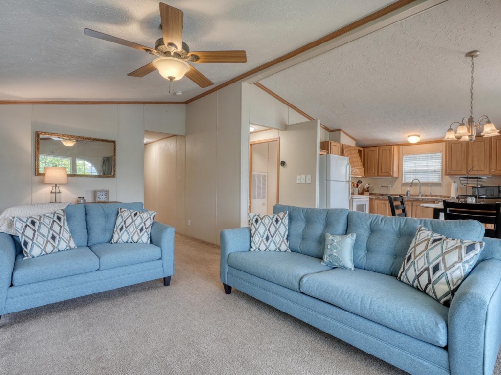 Hayesville, North Carolina 28904, 2 Bedrooms Bedrooms, ,2 BathroomsBathrooms,Residential,For Sale,10717