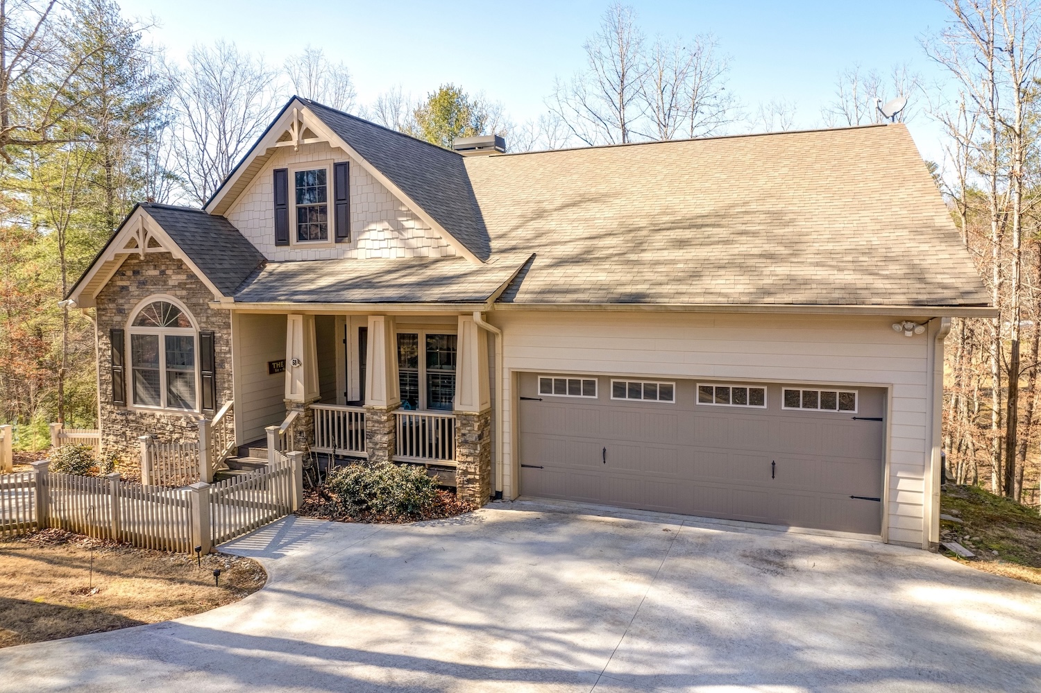 Morganton, Georgia 30560, 4 Bedrooms Bedrooms, ,3 BathroomsBathrooms,Residential,For Sale,10726