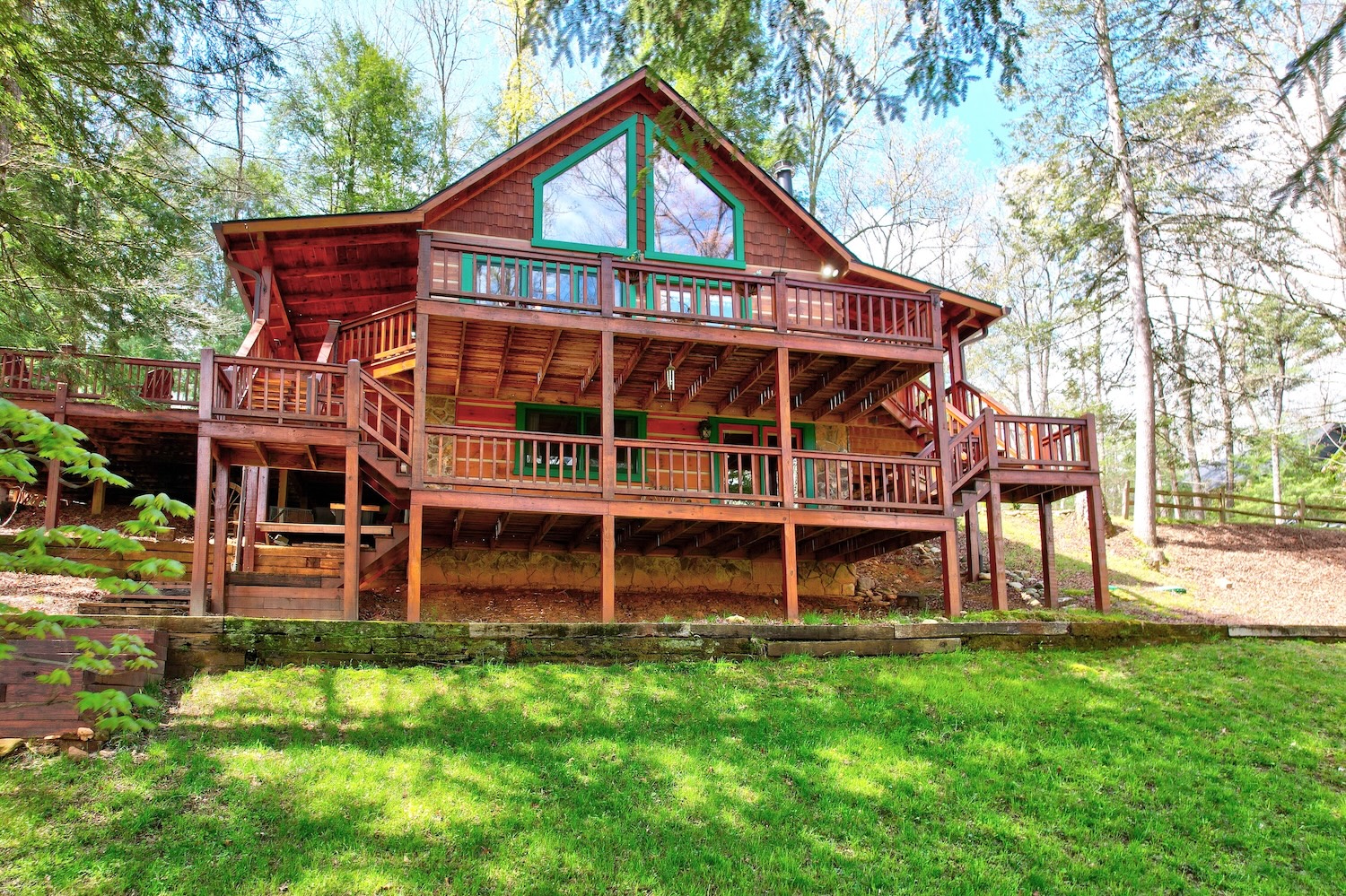 Suches, Georgia 30572, 3 Bedrooms Bedrooms, ,2.5 BathroomsBathrooms,Residential,For Sale,10729