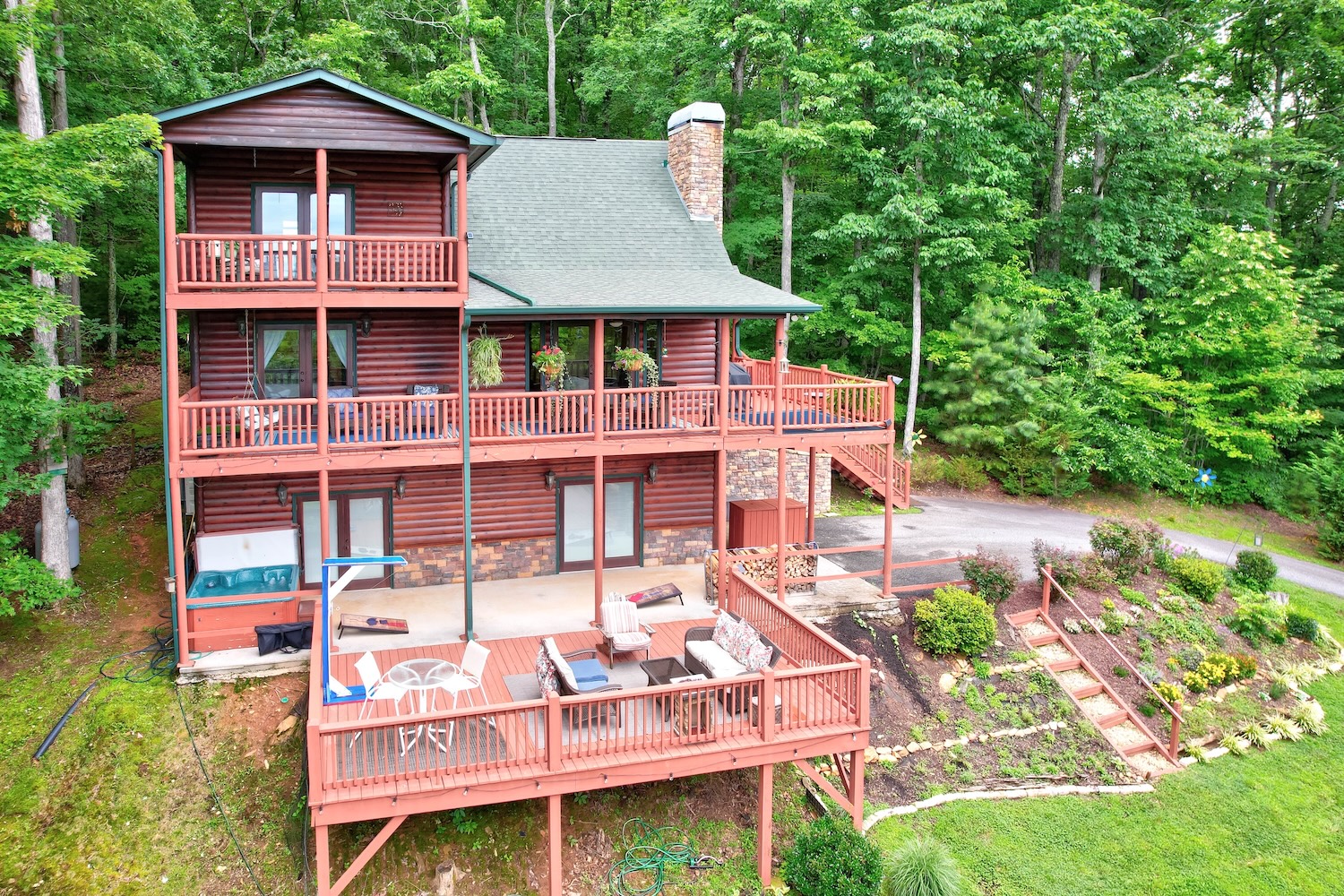 Blue Ridge, Georgia 30513, 3 Bedrooms Bedrooms, ,3 BathroomsBathrooms,Residential,For Sale,10731