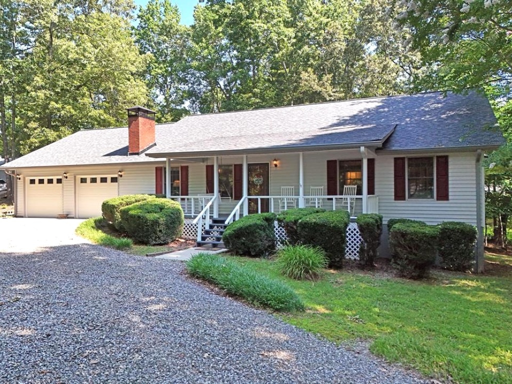 Blairsville, Georgia 30512, 3 Bedrooms Bedrooms, ,2 BathroomsBathrooms,Residential,For Sale,10741