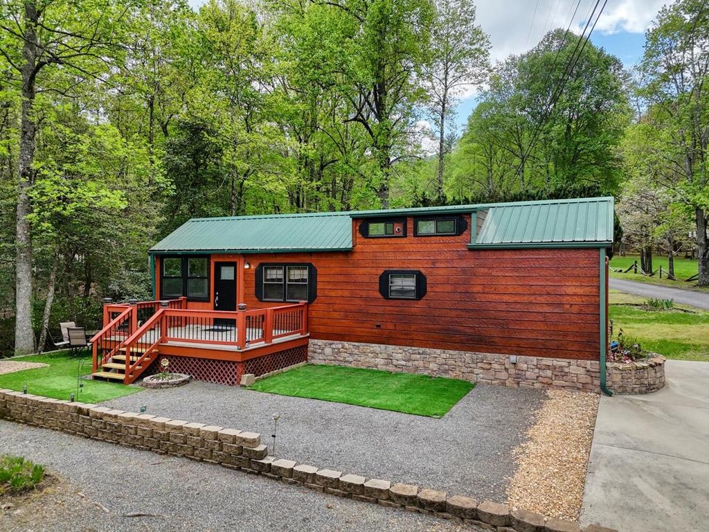 Hiawassee, Georgia 30546, 2 Bedrooms Bedrooms, ,1 BathroomBathrooms,Residential,For Sale,10749